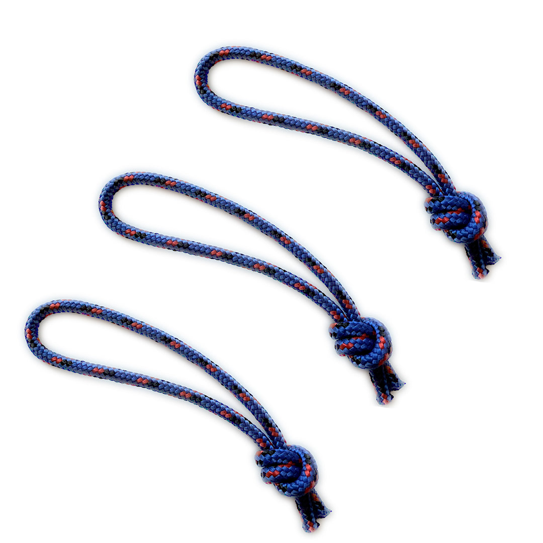 Blue and red zipper pulls