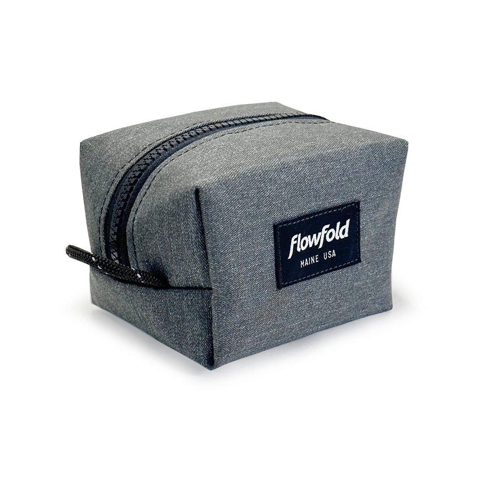 Flowfold Essentialist Zippered Mini Pouch Wallet, EcoPak: Recycled Blue