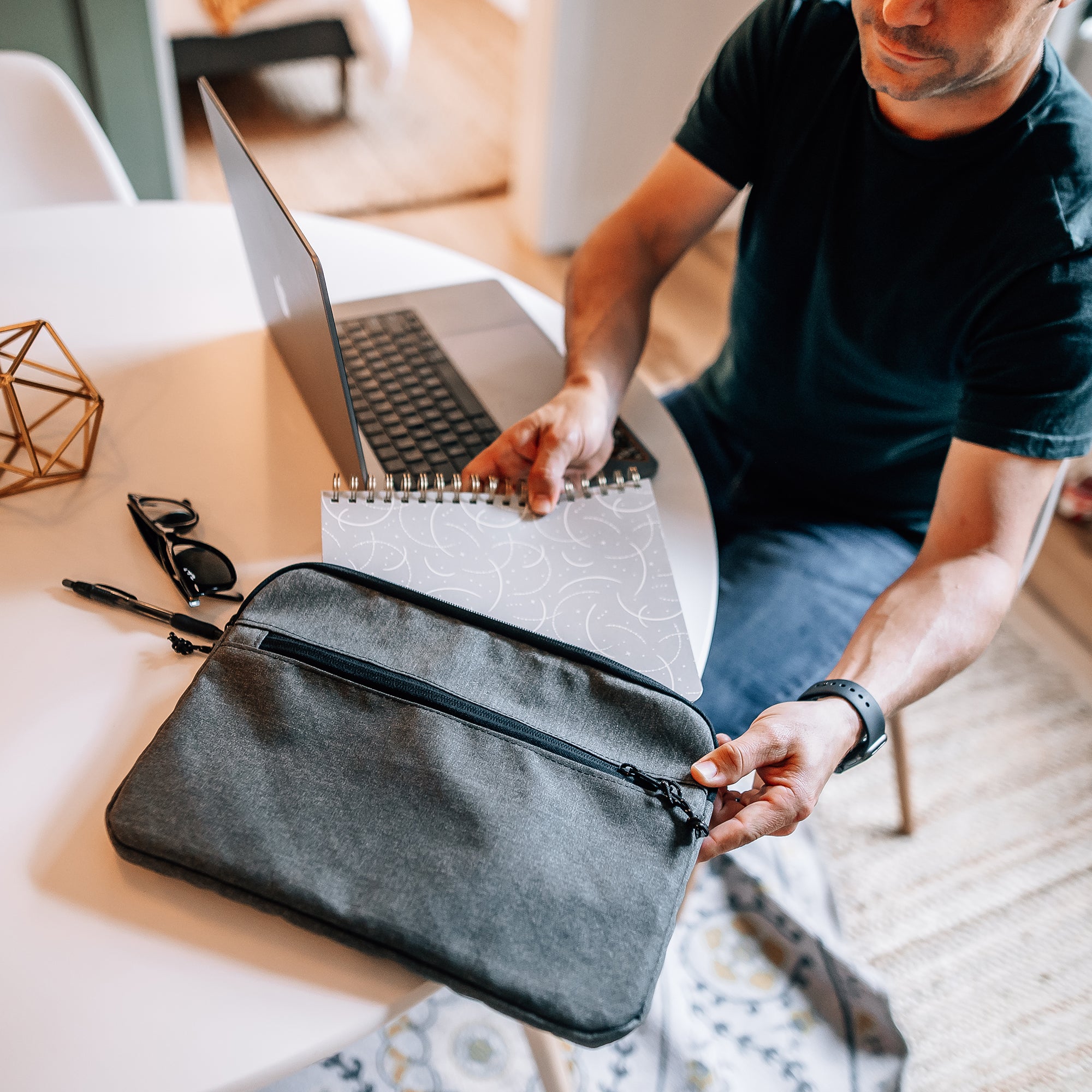 Flowfold Ally Laptop Case - Thumbnail 2