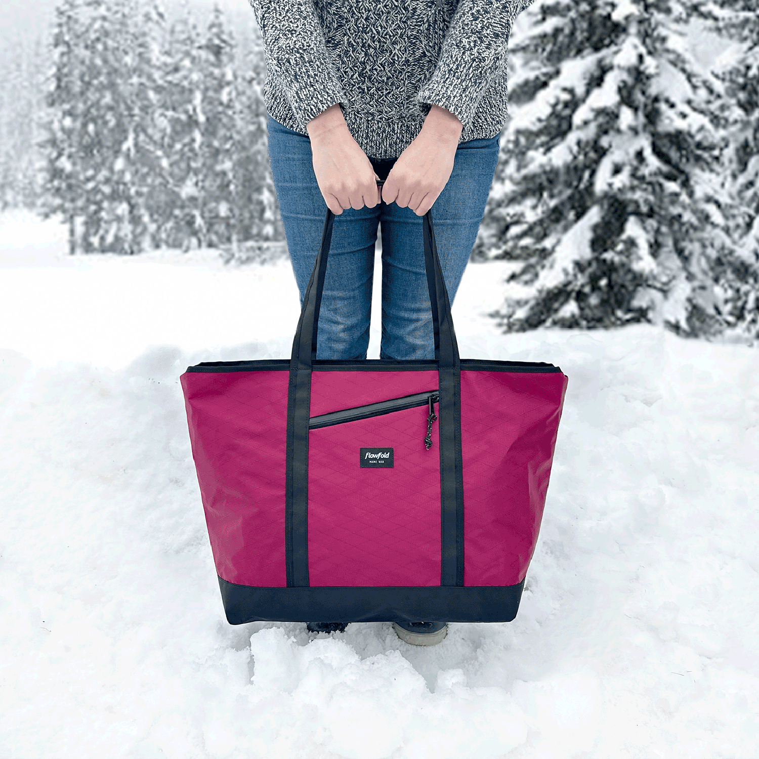 Mammoth Zipper Tote - 29L Tote Bag