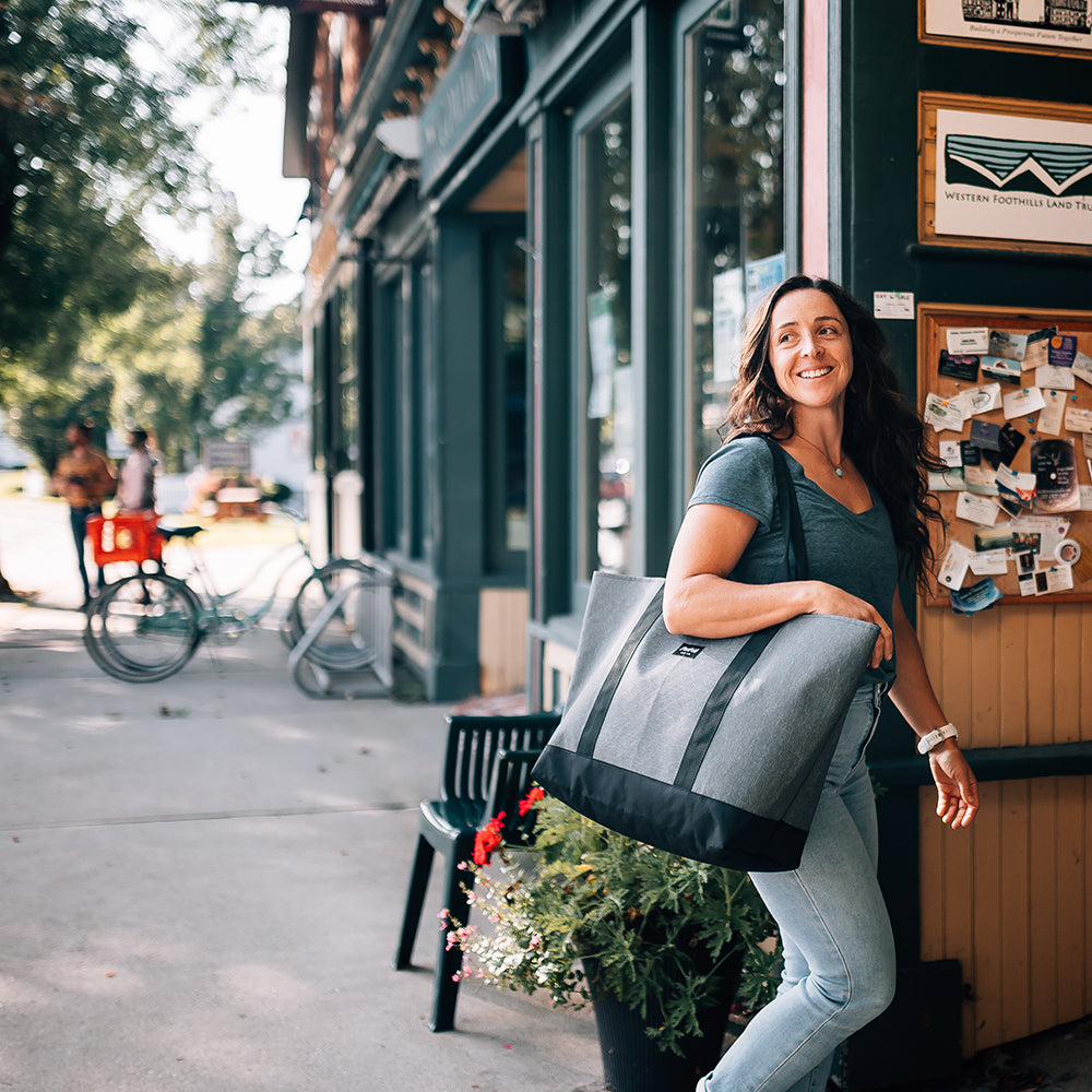 Mammoth Tote - 28L Tote Bag