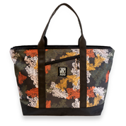 Kelp patterned tote bag with black handles on a white background