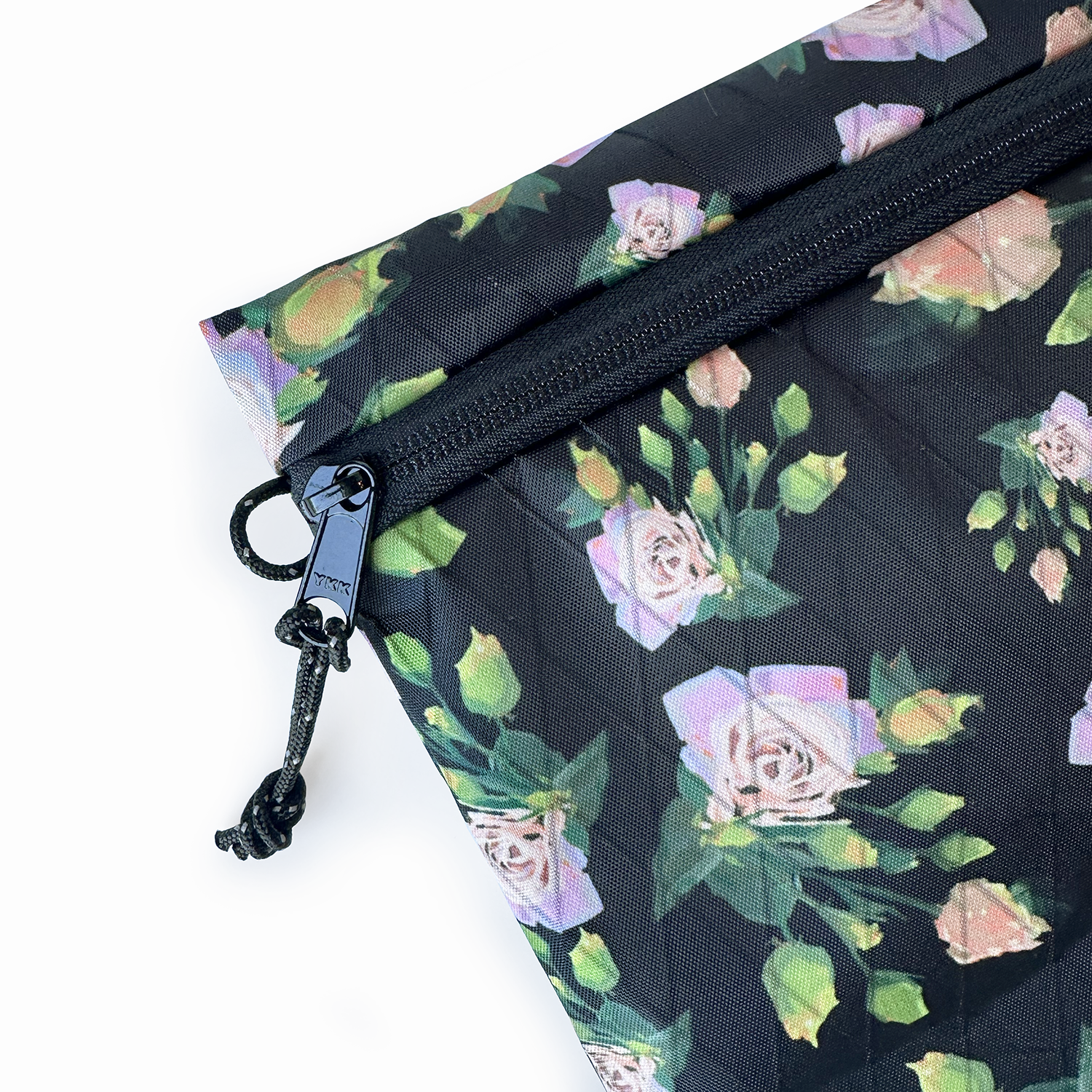 SMD_Voyager_Rose_corner_zipper.png