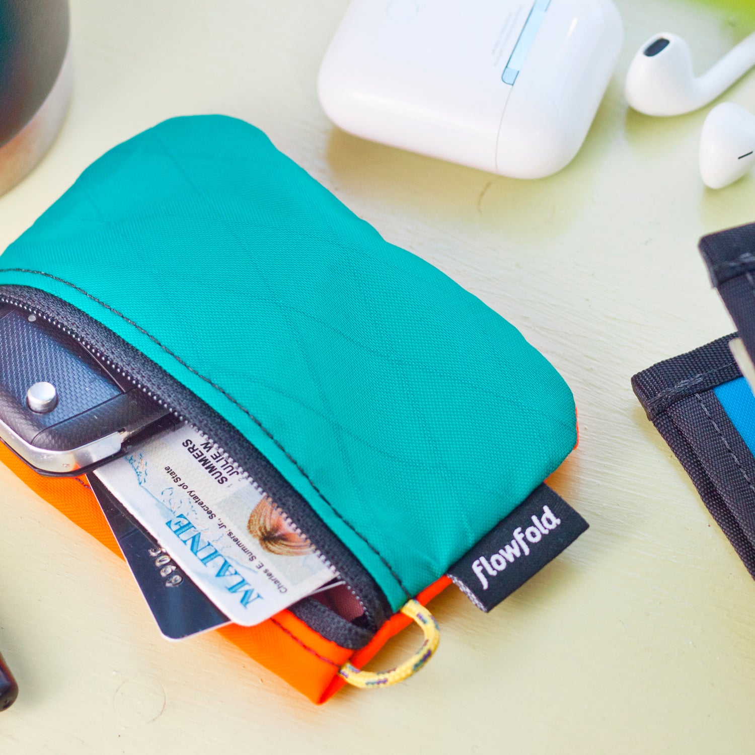 Flowfold Essentialist Zippered Mini Pouch Wallet